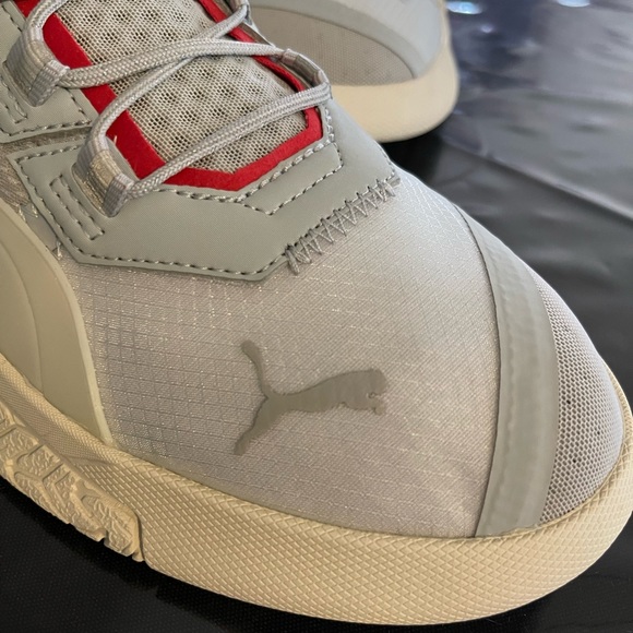 Mens size 12 Pumas - Picture 5 of 5